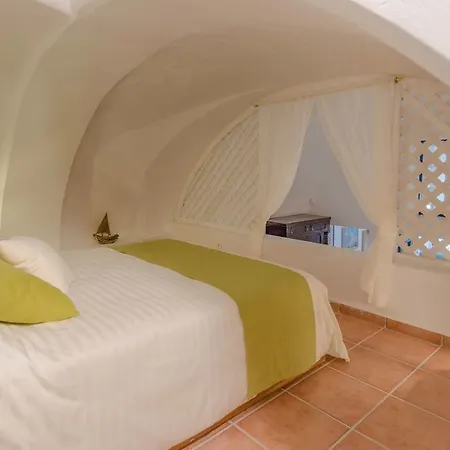 Astraea House Villa